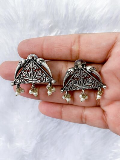 Brass Earring Triangle stud with pearls