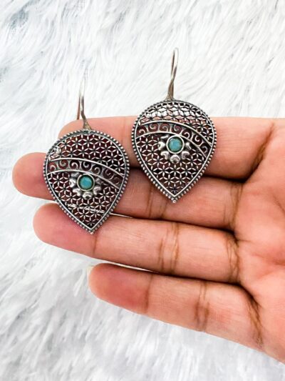 Brass Earring Leaf Loop with stone