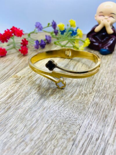 Golden plated Anti-Tarnish Bracelet (Black & White Plus flower)