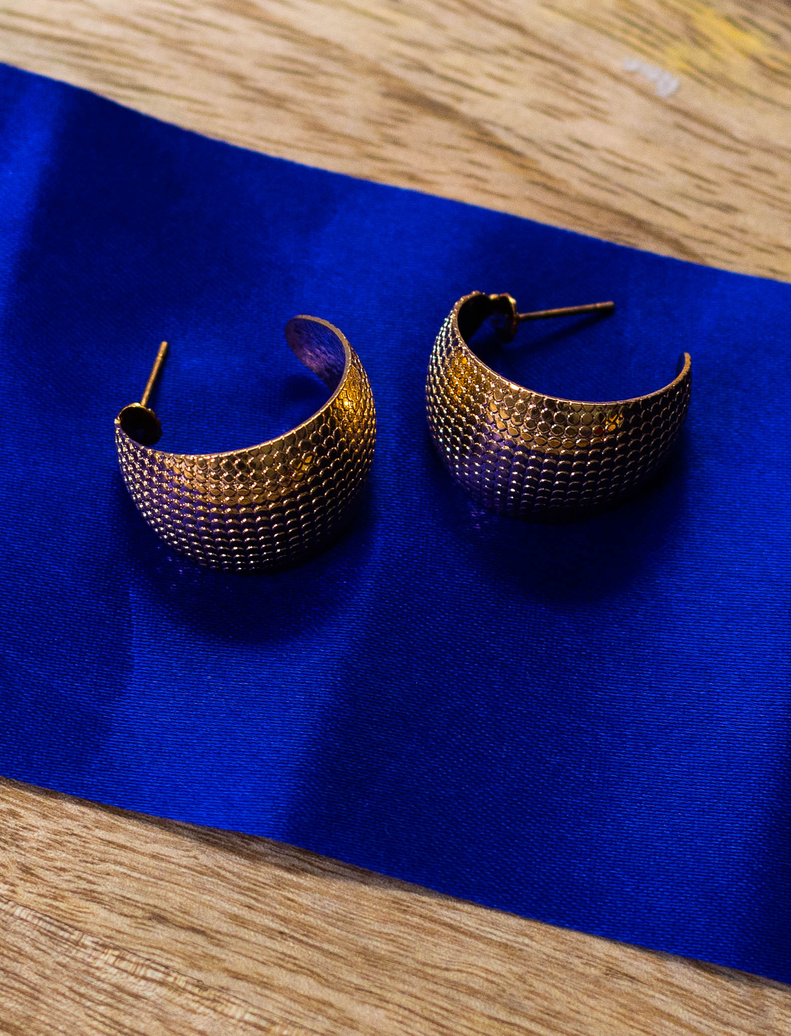 Textured Crescent Hoop Earrings - Image 2