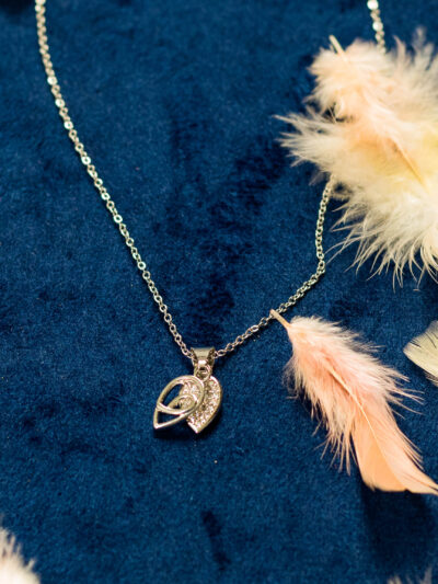 Dual-Layer Leaf Pendant Necklace