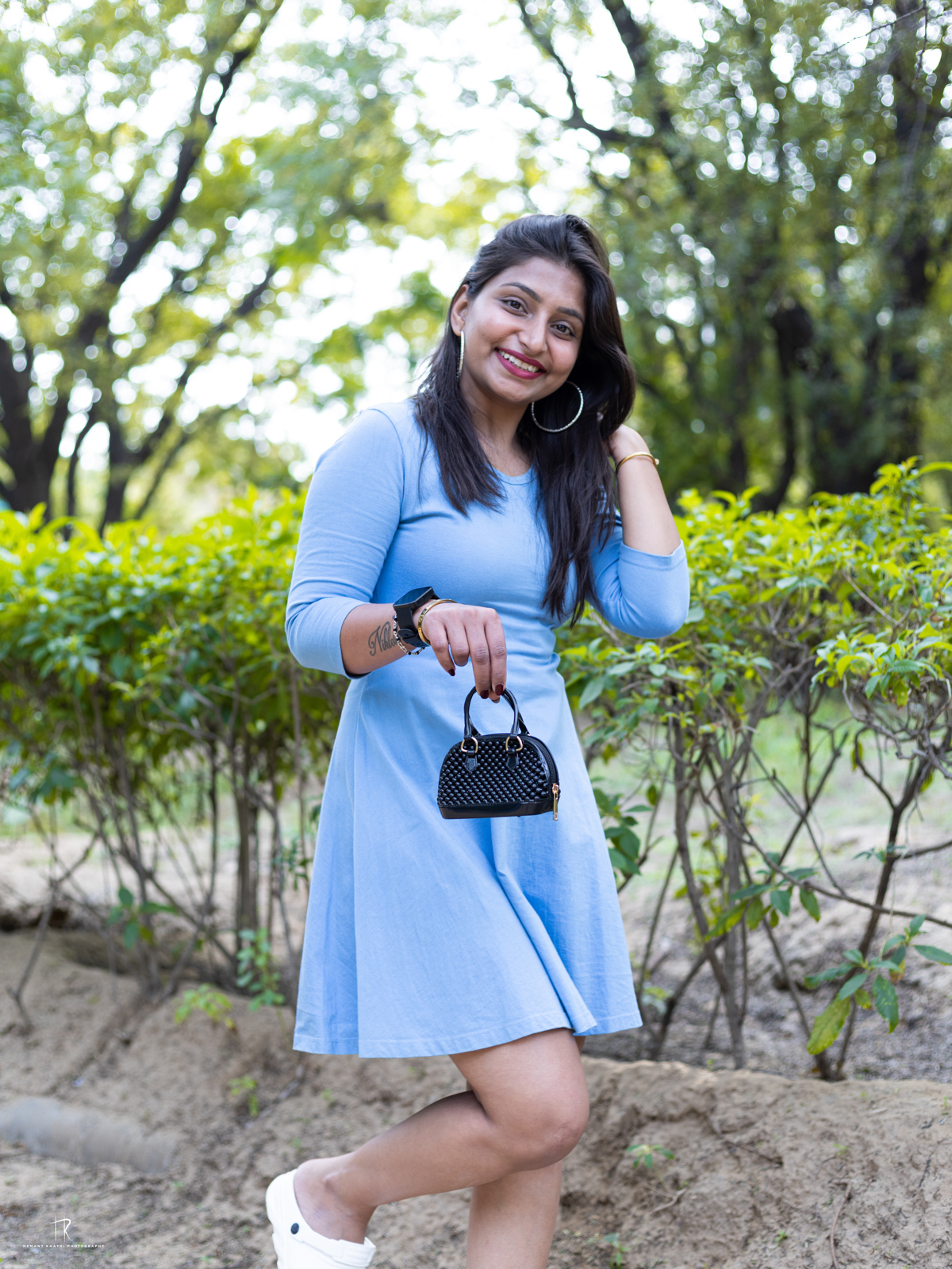 Black Textured Mini Handbag - Image 3
